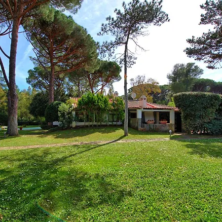 Villa Rocca Mare By Posarellivillas